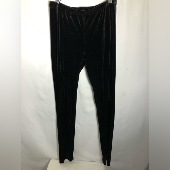 Women’s Black Velvet Pants. 32/31. Frank Lyman. - Picture 1 of 5
